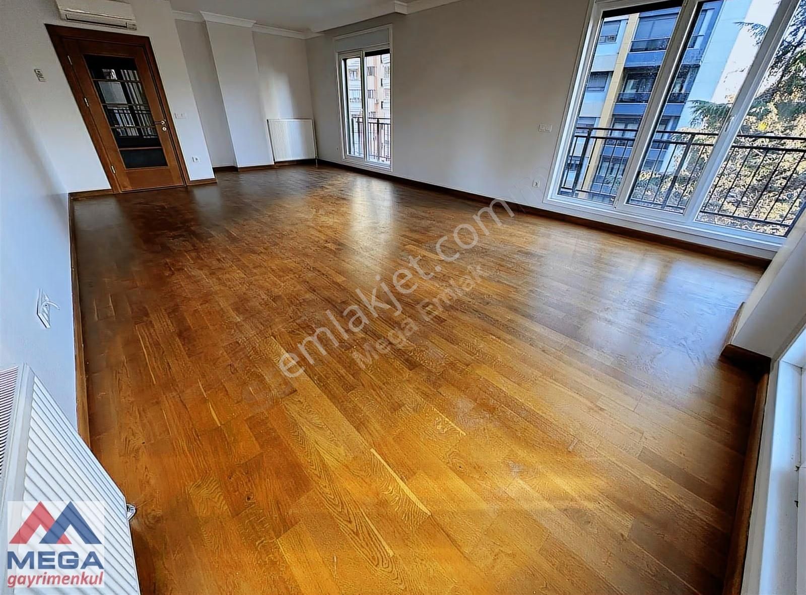 Fenerbahçe Sahilde 2017 Yapımı 170m2 Ebeveyn'li Balkon'lu 4+1 - Görsel 29