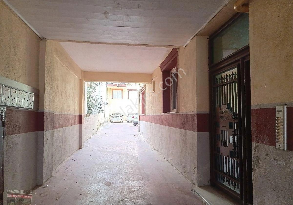 Buket Emlaktan Satılık 2+1 Daire Doğalgazlı Ebeveyn Banyolu - Görsel 18
