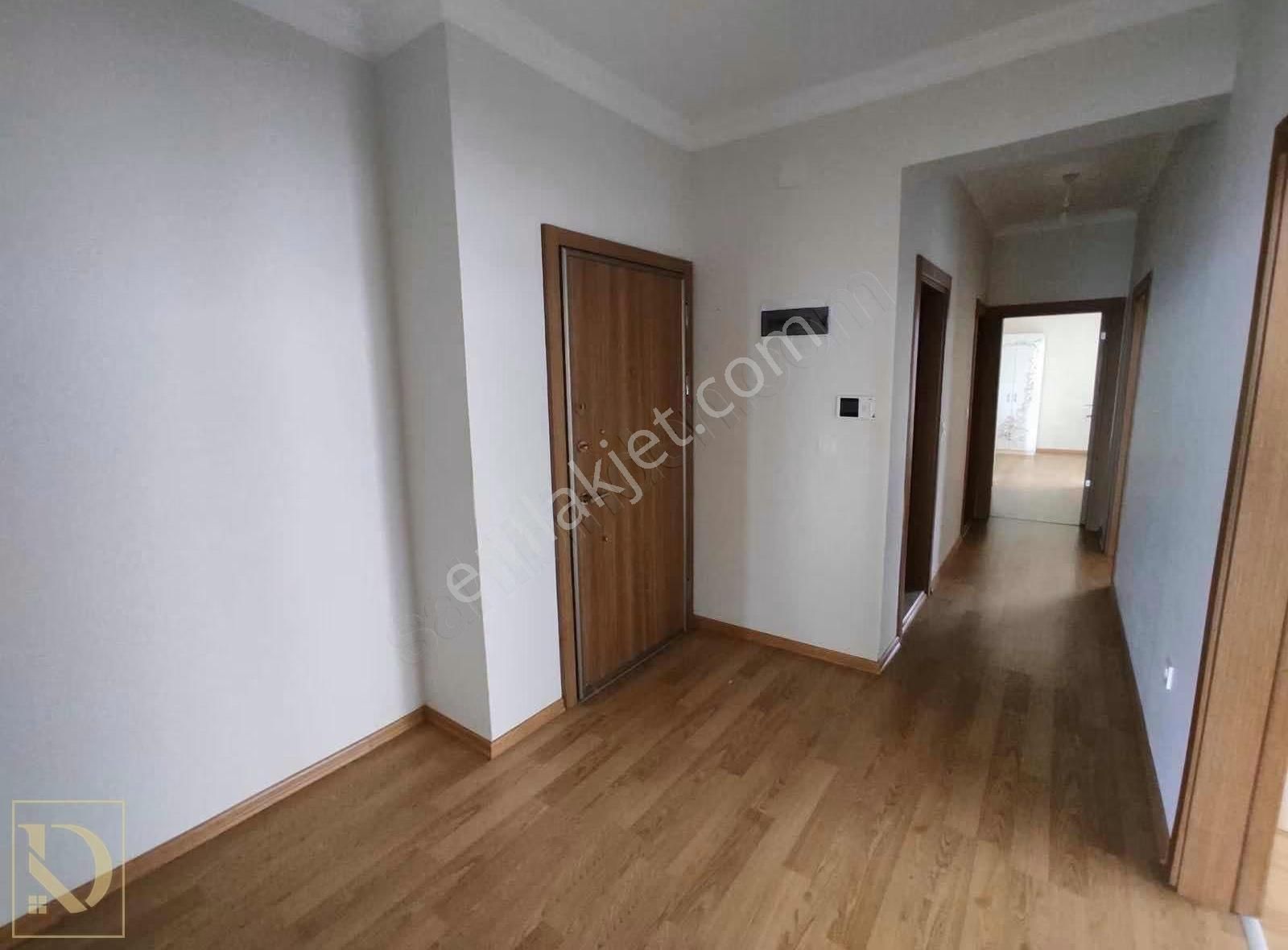 Bulut Center Da Deniz Manzaralı 3+1 Ferah Daire - Görsel 2