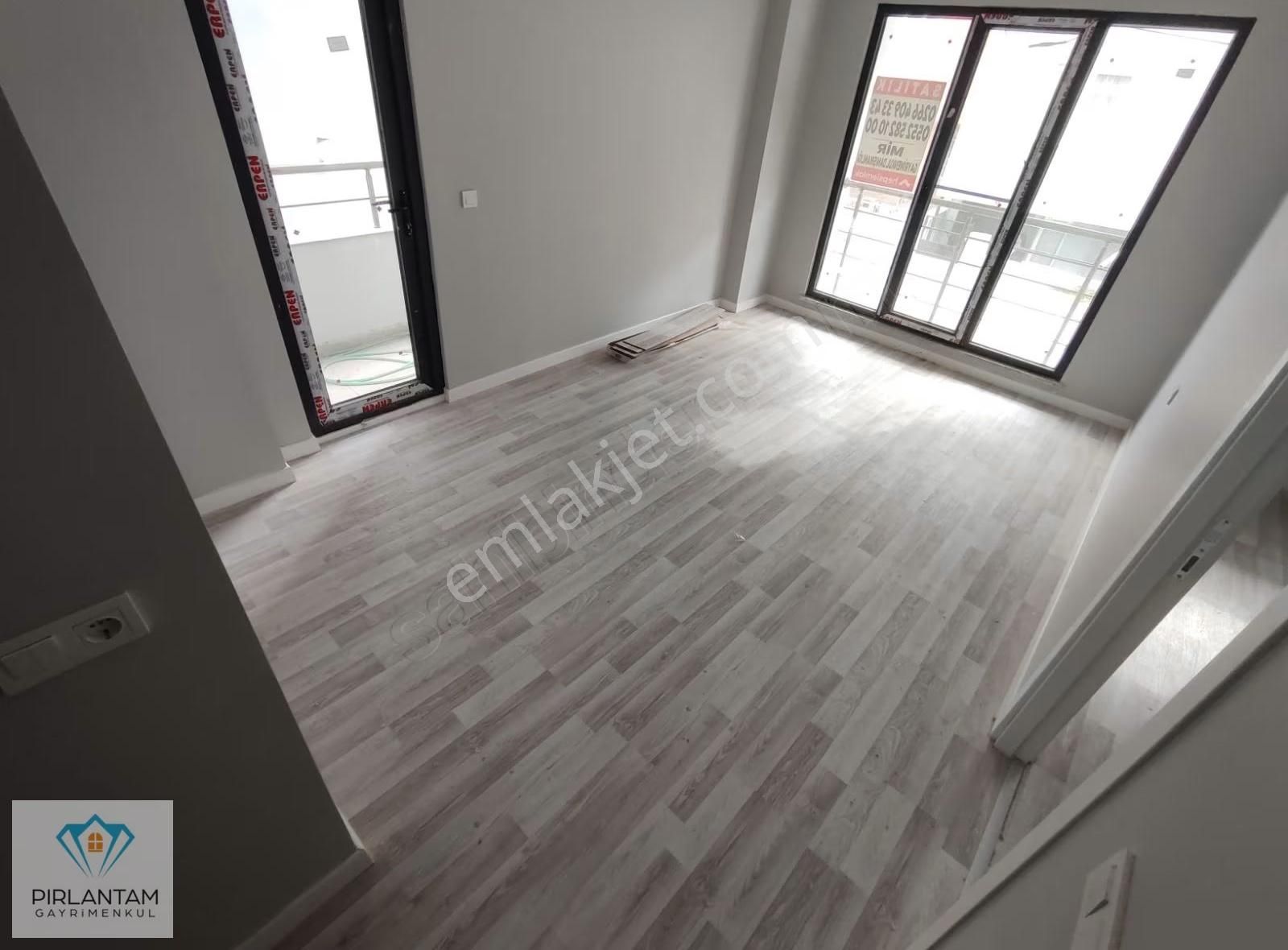Pırlamtandan Gop Ta 2+0 Ayrı Mutfaklı Satılık Daire - Görsel 6