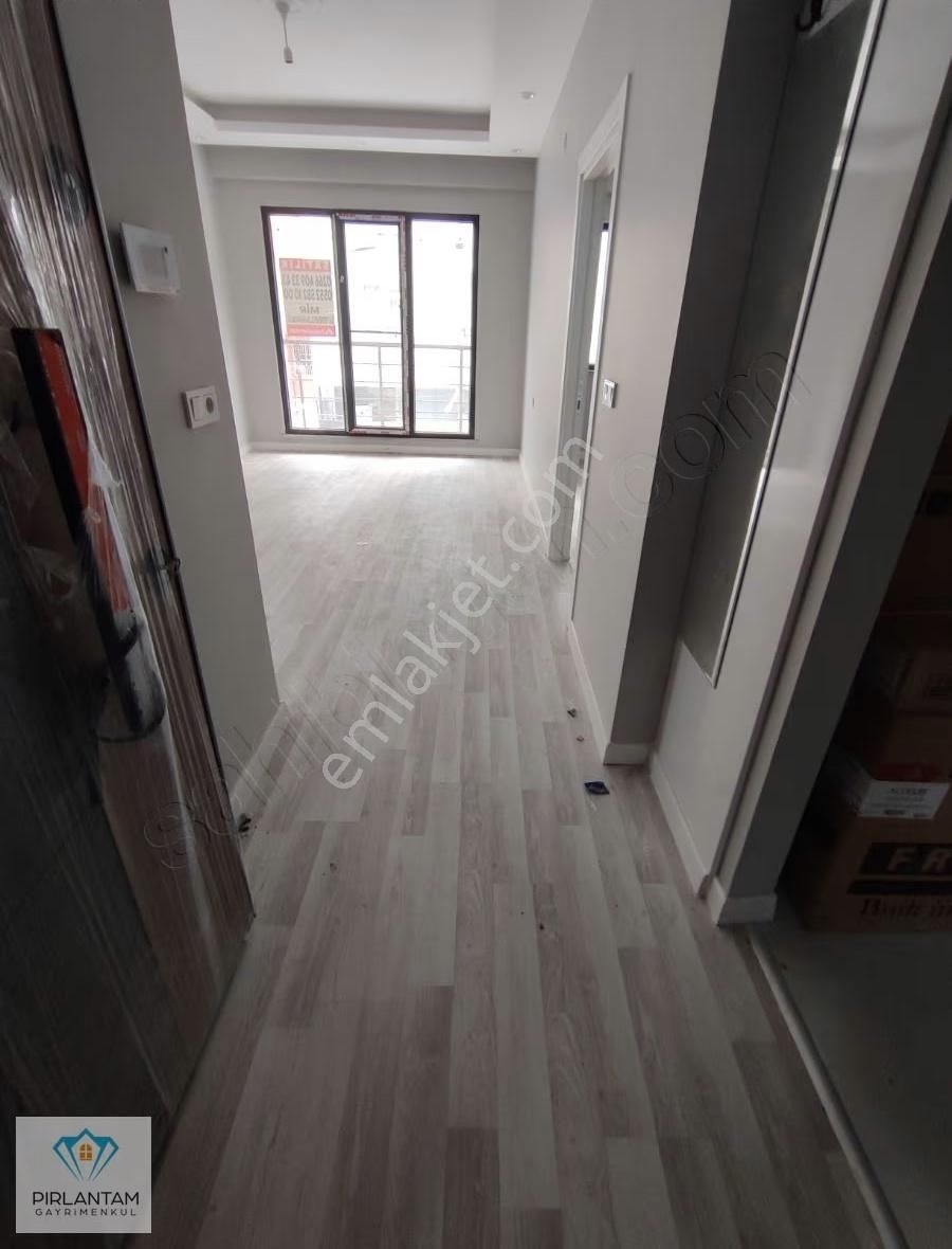 Pırlamtandan Gop Ta 2+0 Ayrı Mutfaklı Satılık Daire