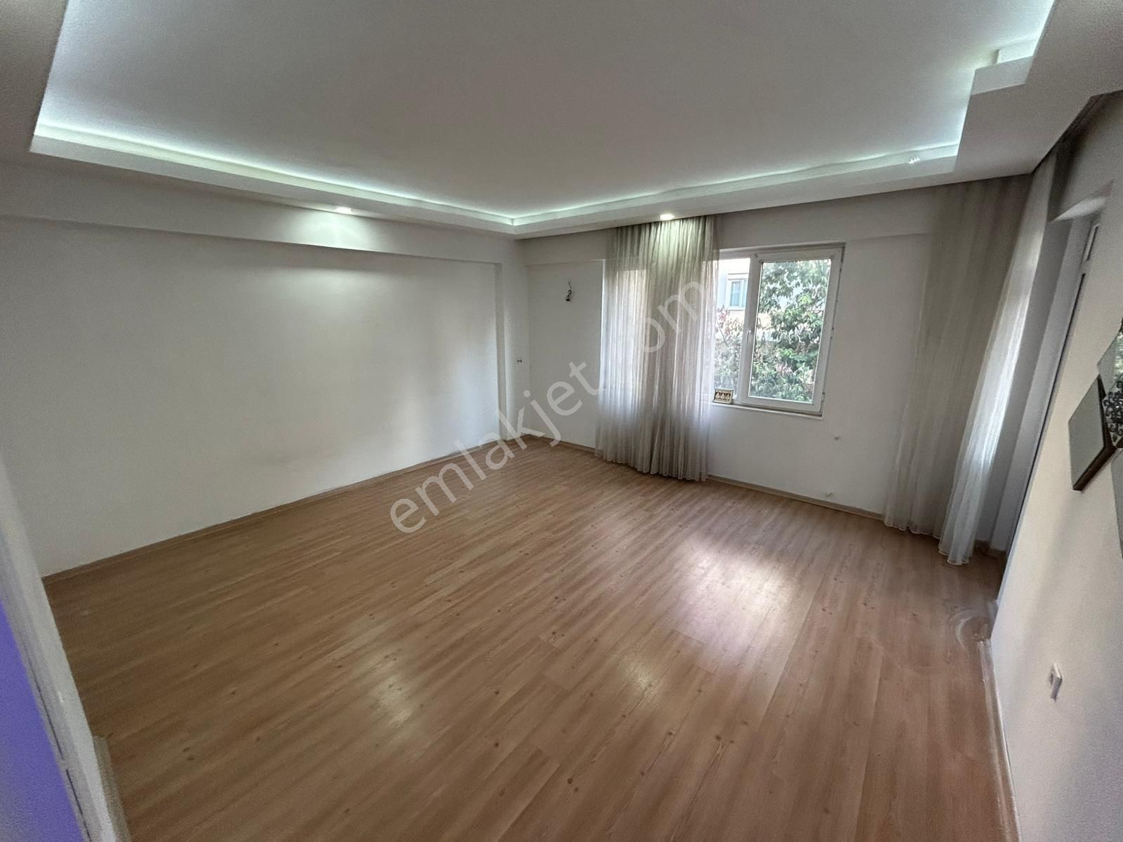 Kızıltoprakta Geniş 3+1 Aileye Kiralık Daire - Görsel 9