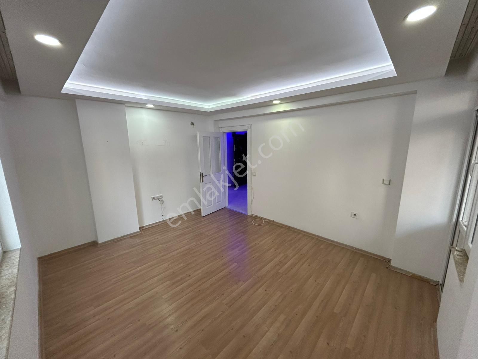 Kızıltoprakta Geniş 3+1 Aileye Kiralık Daire - Görsel 4