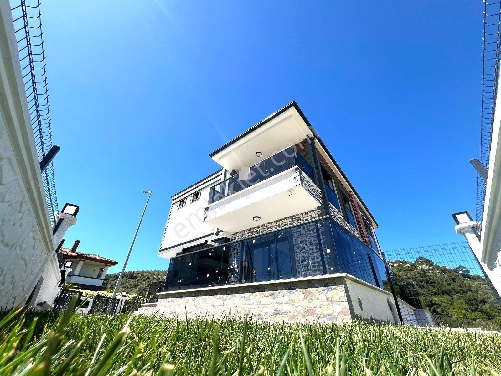 Burhaniye İskele'de Aygül'den Sıfır Deniz Manzaralı Kaçmaz Fırsat Ebeveyn Banyolu 4+1 Satılık Villa - Görsel 35