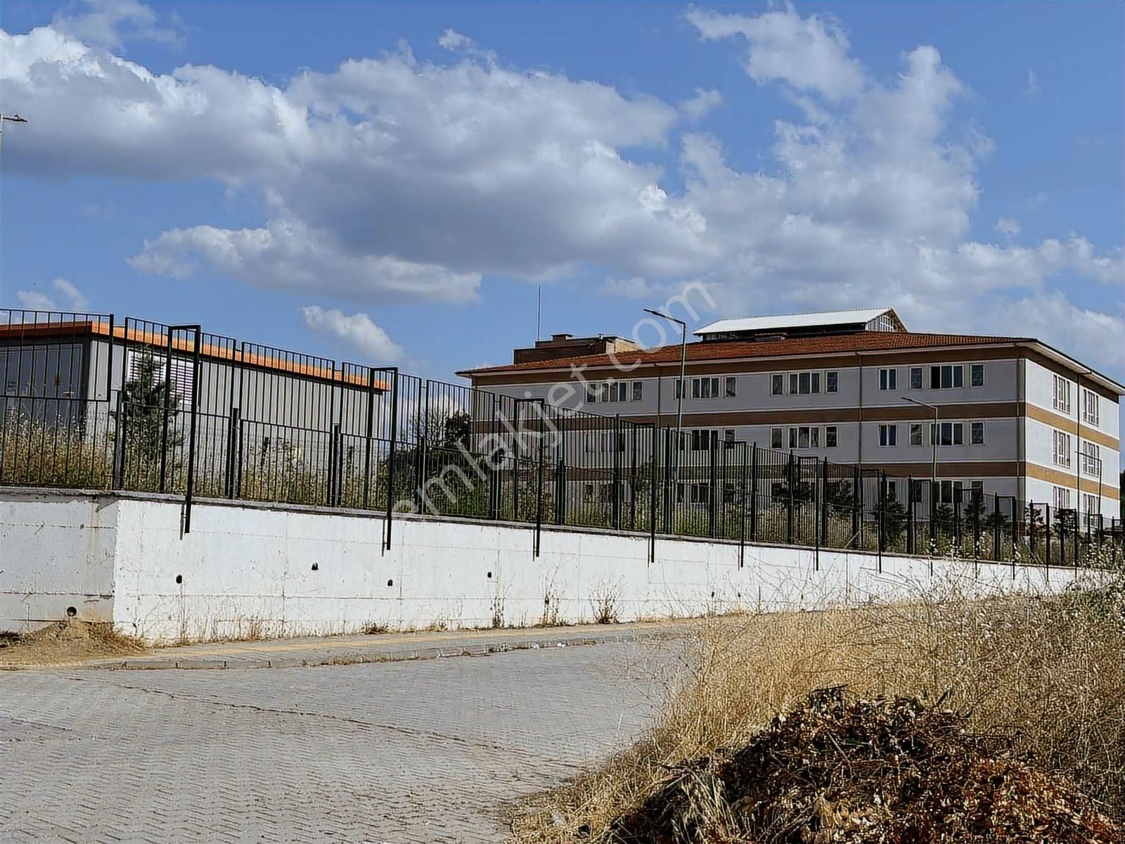 Yalova Merkez'de Satılık Yeni Villa ( Hastaneye Çok Yakın ) - Görsel 32