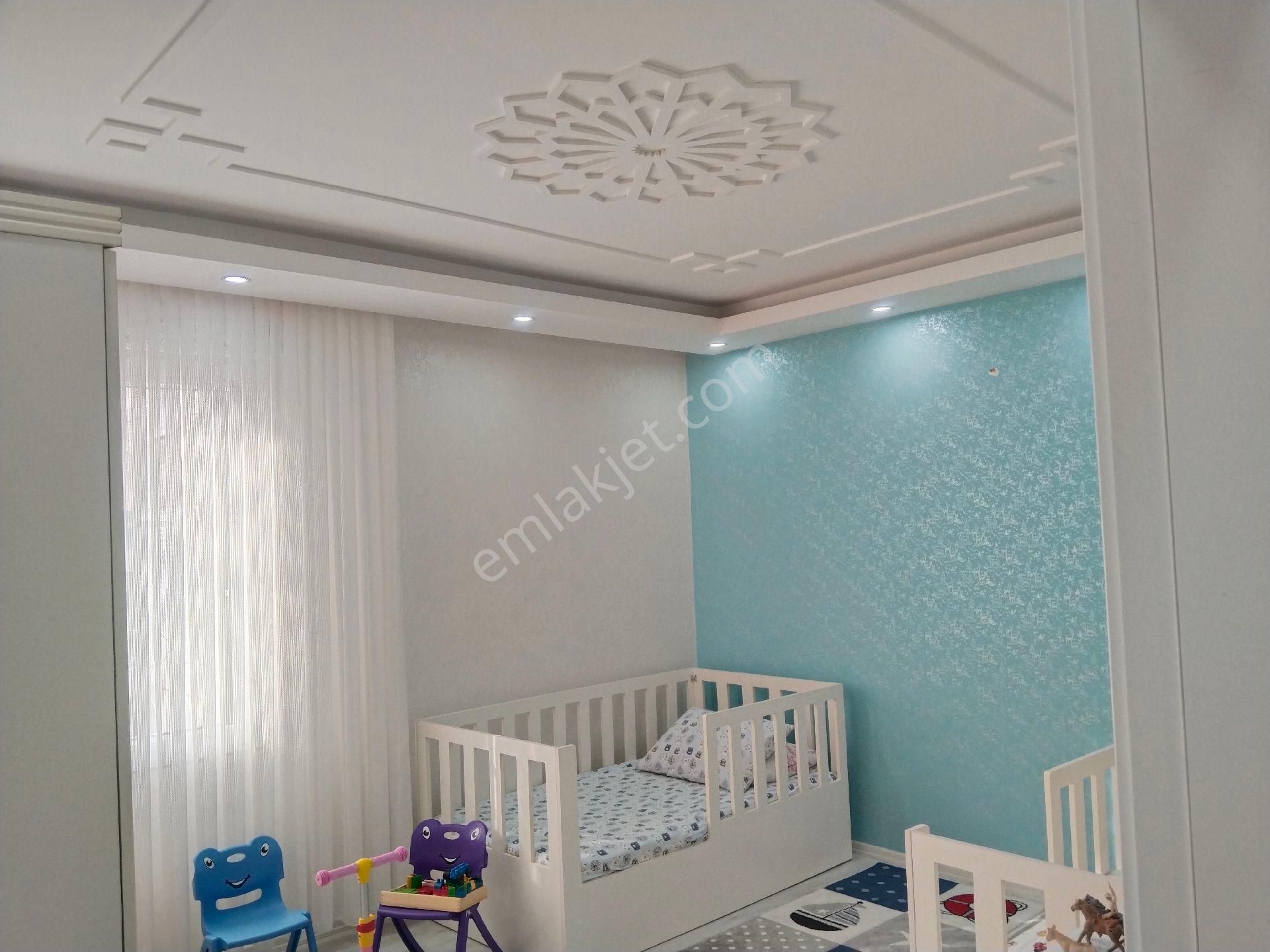60ncı Yıl Mahallesinde Satılık Kattan Bölme Daire - Görsel 2