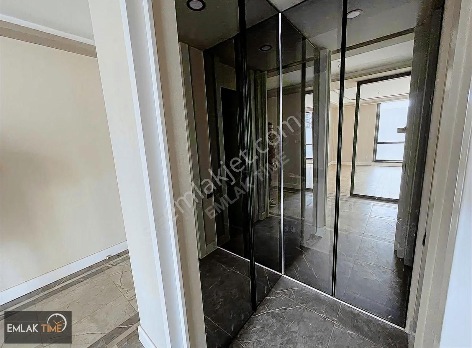 Ovva Cadde Sitesinde 4+1 K. Otoparklı Satılık Fırsat Daire - Görsel 13