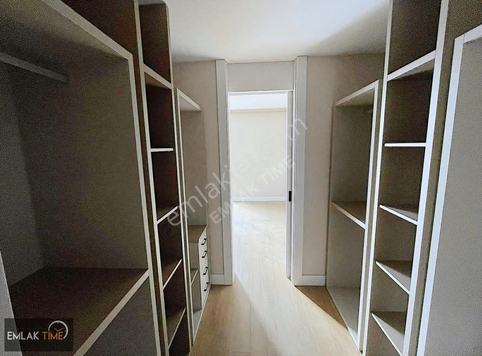 Ovva Cadde Sitesinde 4+1 K. Otoparklı Satılık Fırsat Daire - Görsel 11