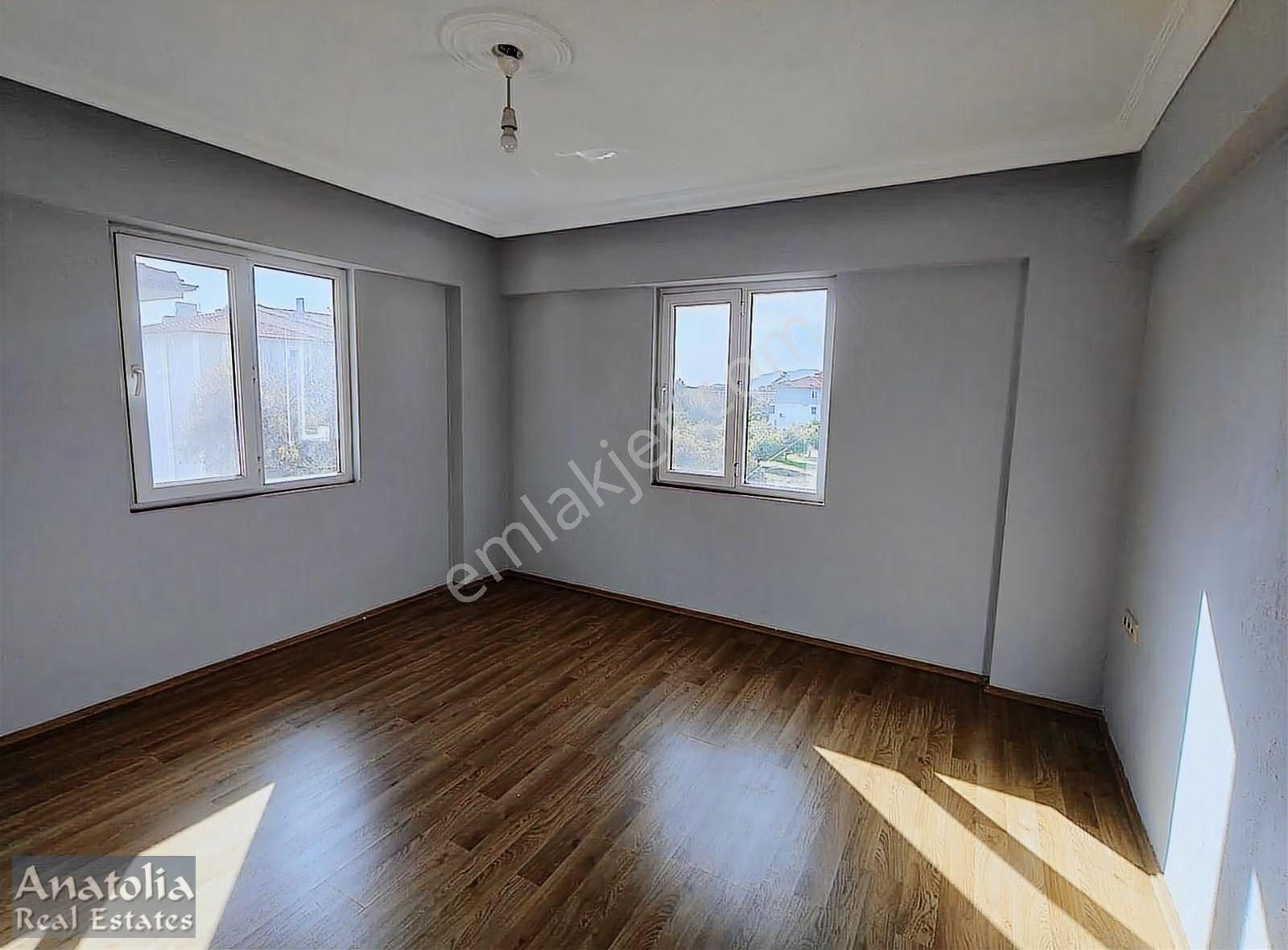 Merkezde Kiralık 3+1 Geniş Daire - Görsel 7