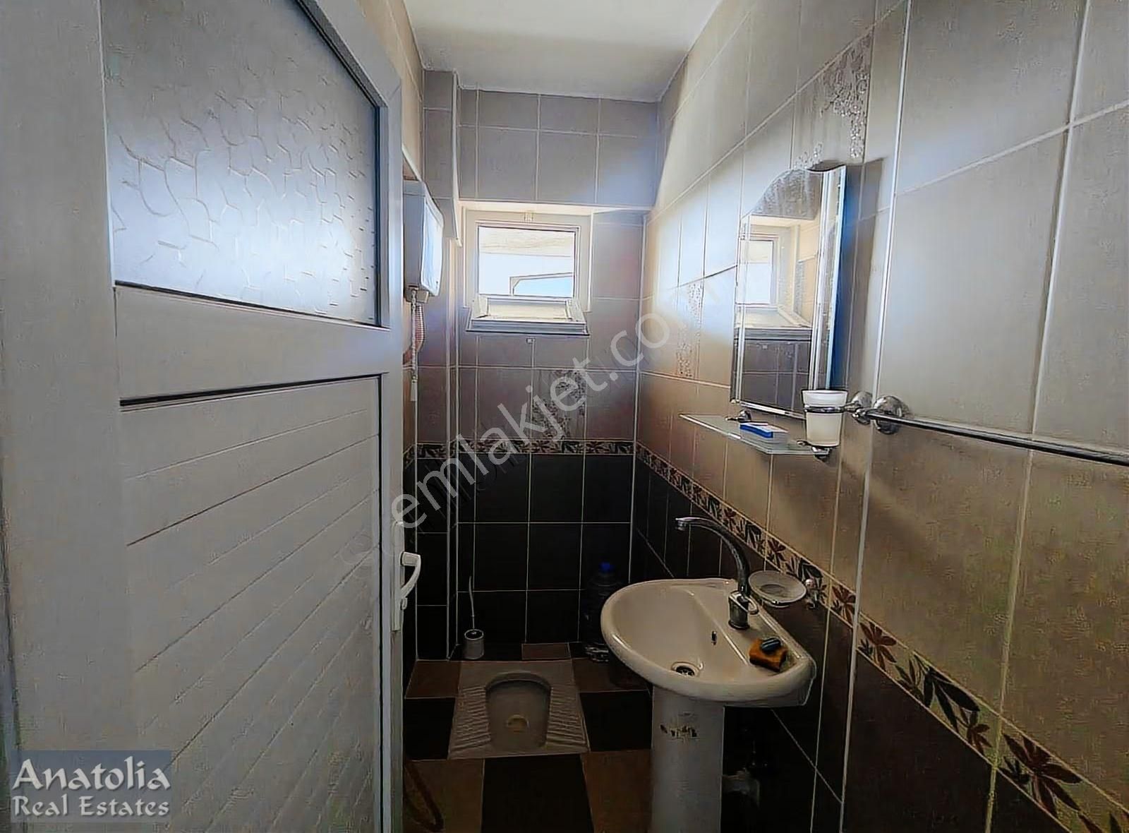 Merkezde Kiralık 3+1 Geniş Daire - Görsel 12