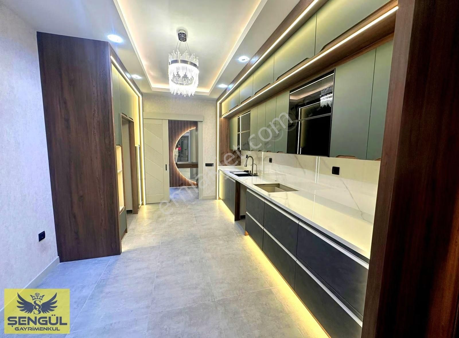 Şengül Gayrimenkul'den Ferhatlar Üstü Lüks 3+1 Satılık Daire - Görsel 32