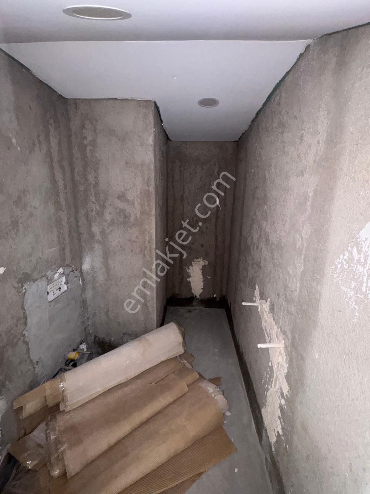 Maltepe Yalı Mahallesinde Deniz Manzaralı Satılık Dubleks Daire - Görsel 28