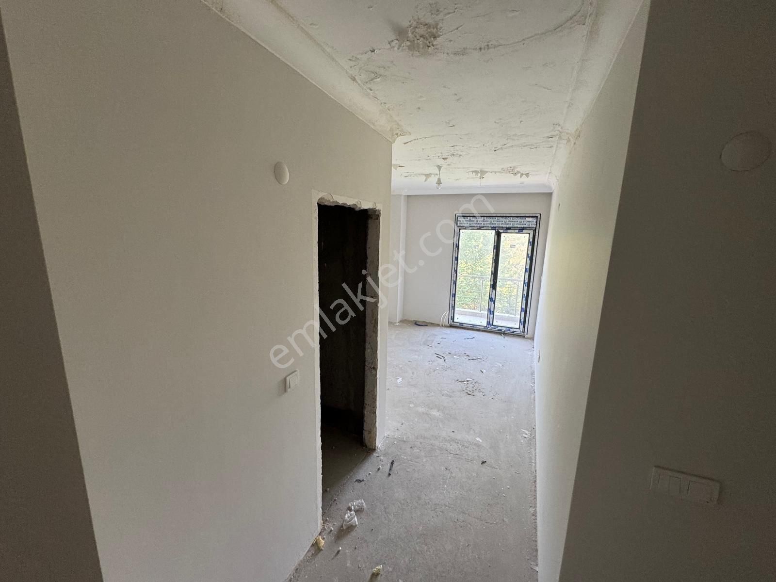 Maltepe Yalı Mahallesinde Deniz Manzaralı Satılık Dubleks Daire - Görsel 17