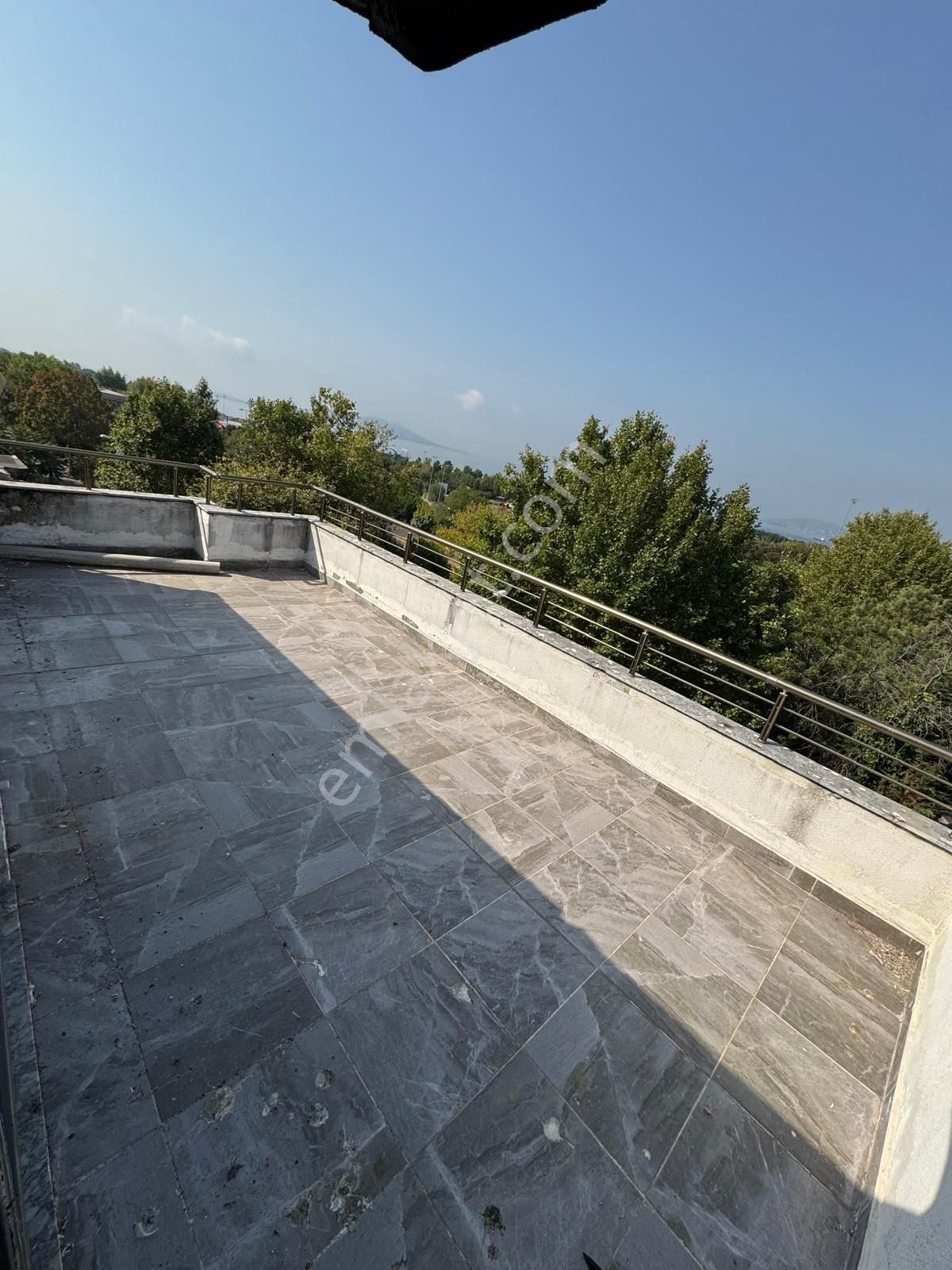 Maltepe Yalı Mahallesinde Deniz Manzaralı Satılık Dubleks Daire - Görsel 7