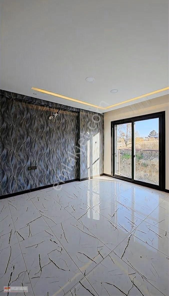 Emlak Adasından Karaovada 4+1 Özel Havuzlu Dubleks Vılla - Görsel 3