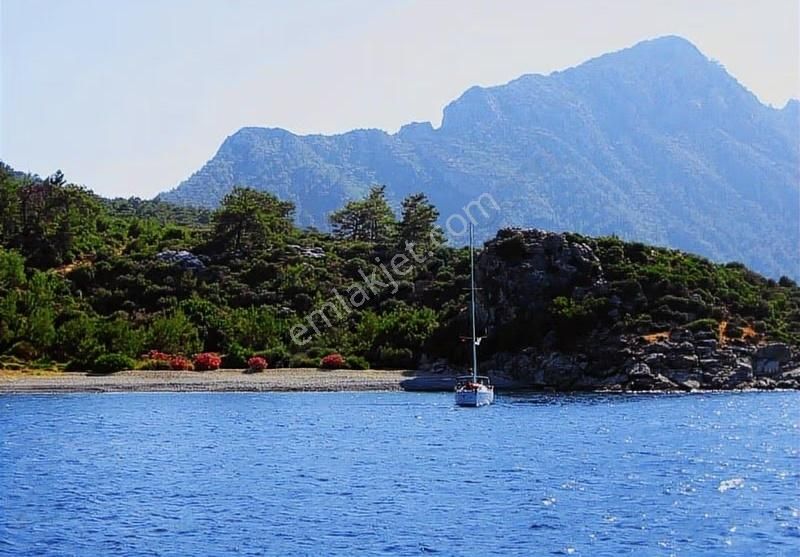 Marmaris Kumlubük Koy Da Denize Sıfır 582 M2 Yatırımlık Hisse - Görsel 3