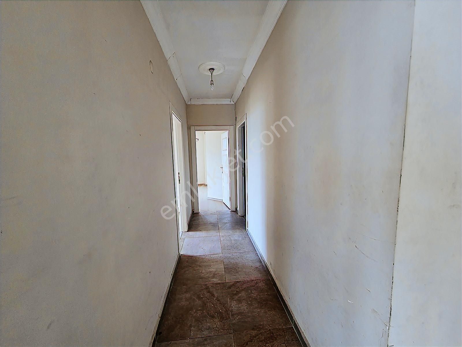 Zeytinköyün İçinde- Yeşilderede Ara Kat 2+1 | Kelepir Fiyat - Görsel 3