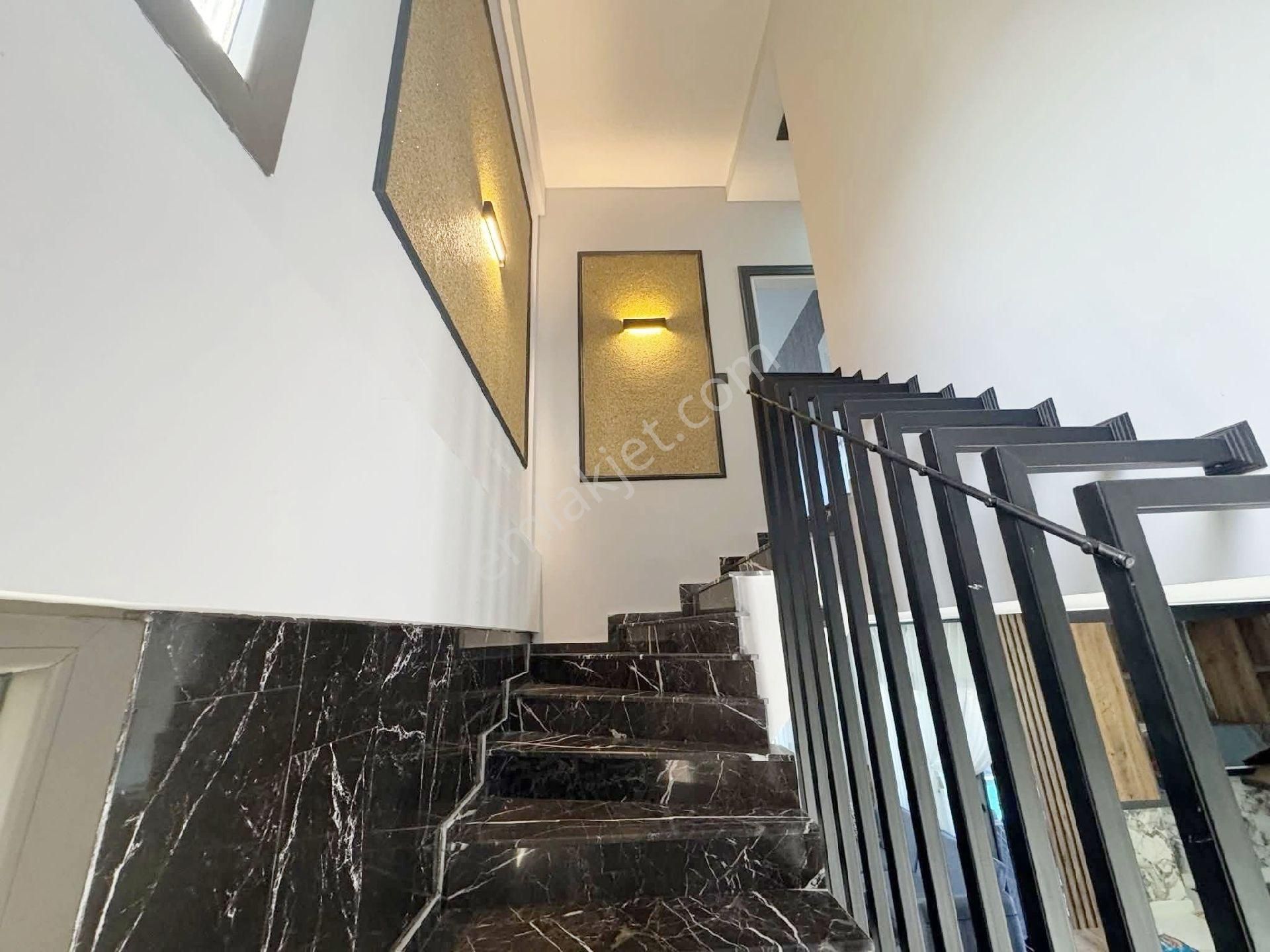 Özel Havuz 350m2 Arsa Tek Müstakil - Görsel 18