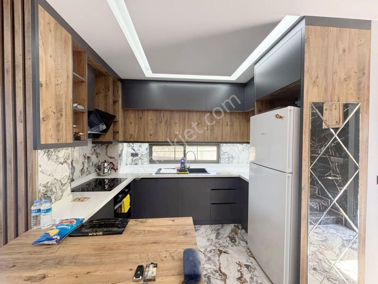 Özel Havuz 350m2 Arsa Tek Müstakil - Görsel 9