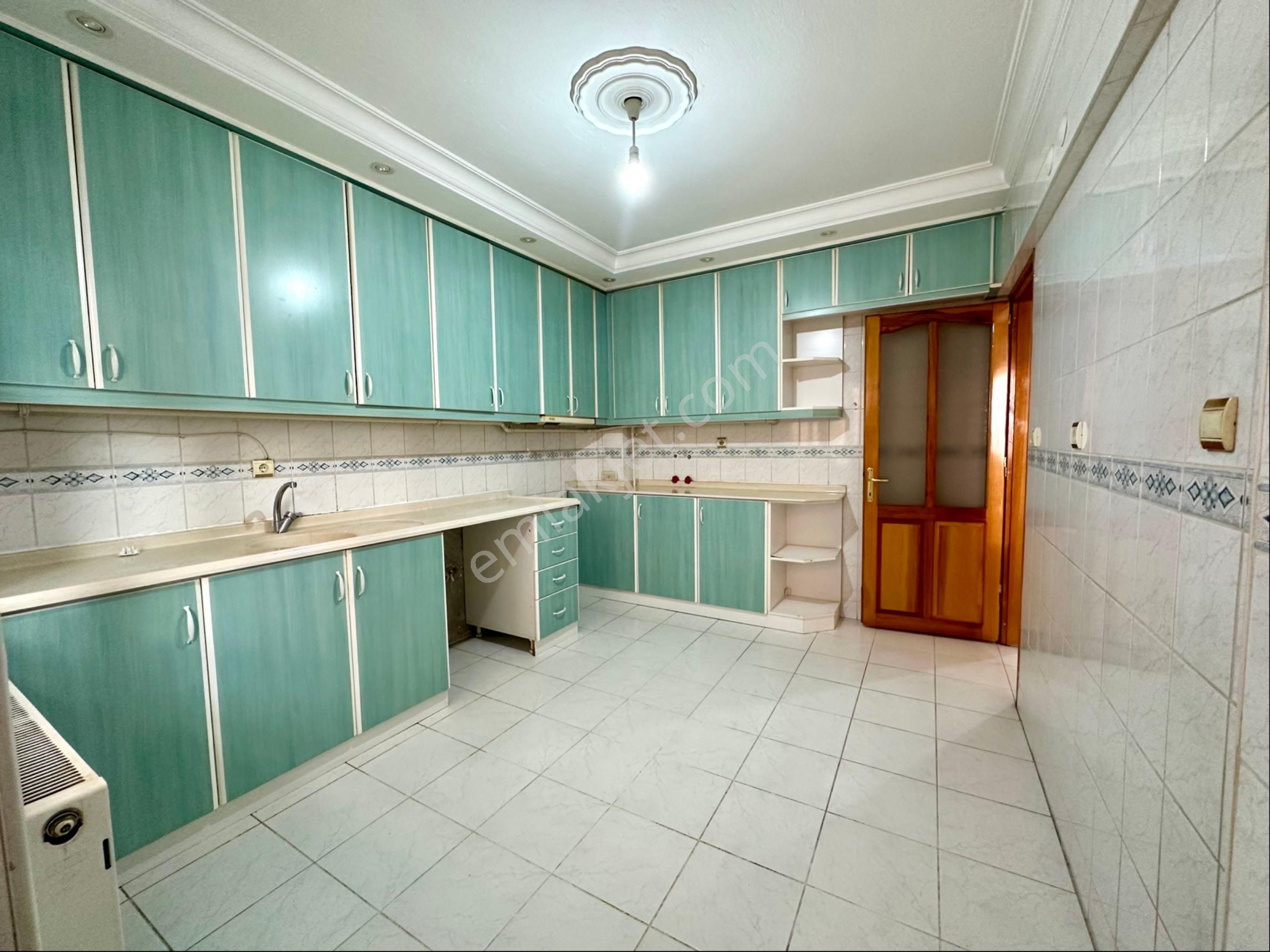 Kiremitçi Salı Pazarı Yakını 3+1 145 M2 Arakat Ön Cephe Daire - Görsel 12