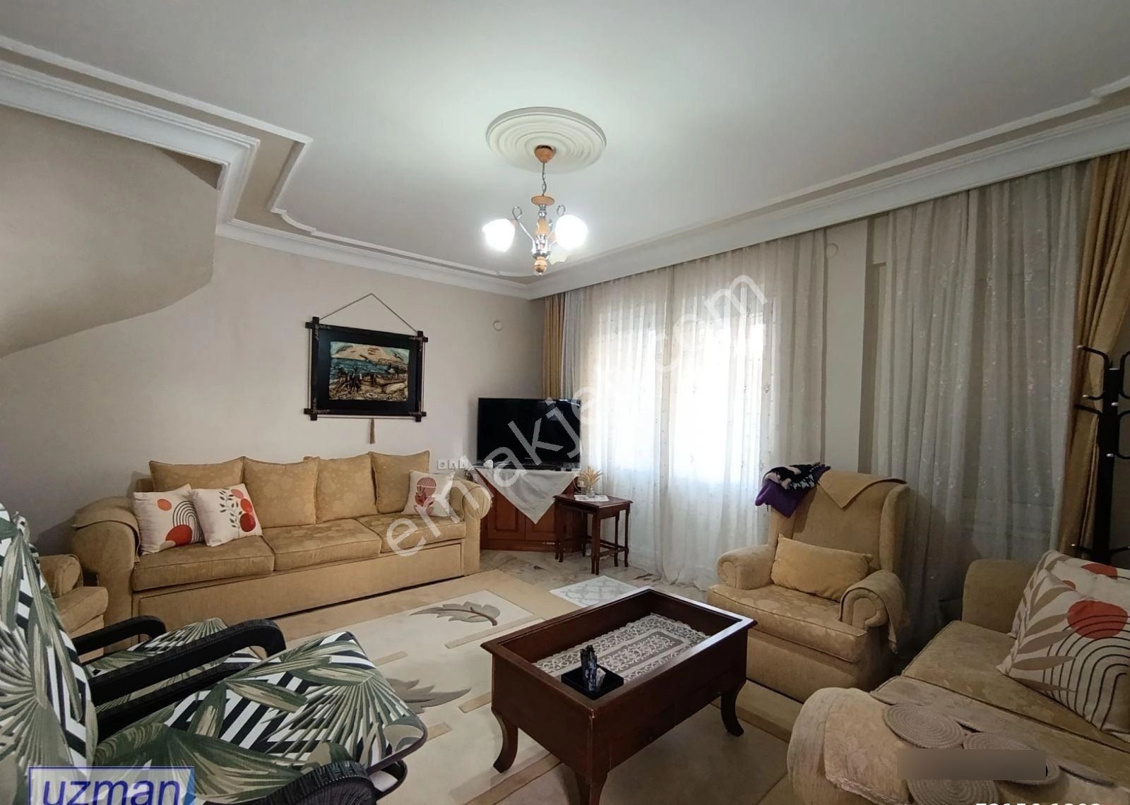 Karaova'da Yüzme Havuzlu Site İçinde 5+1 Satılık Villa - Görsel 3