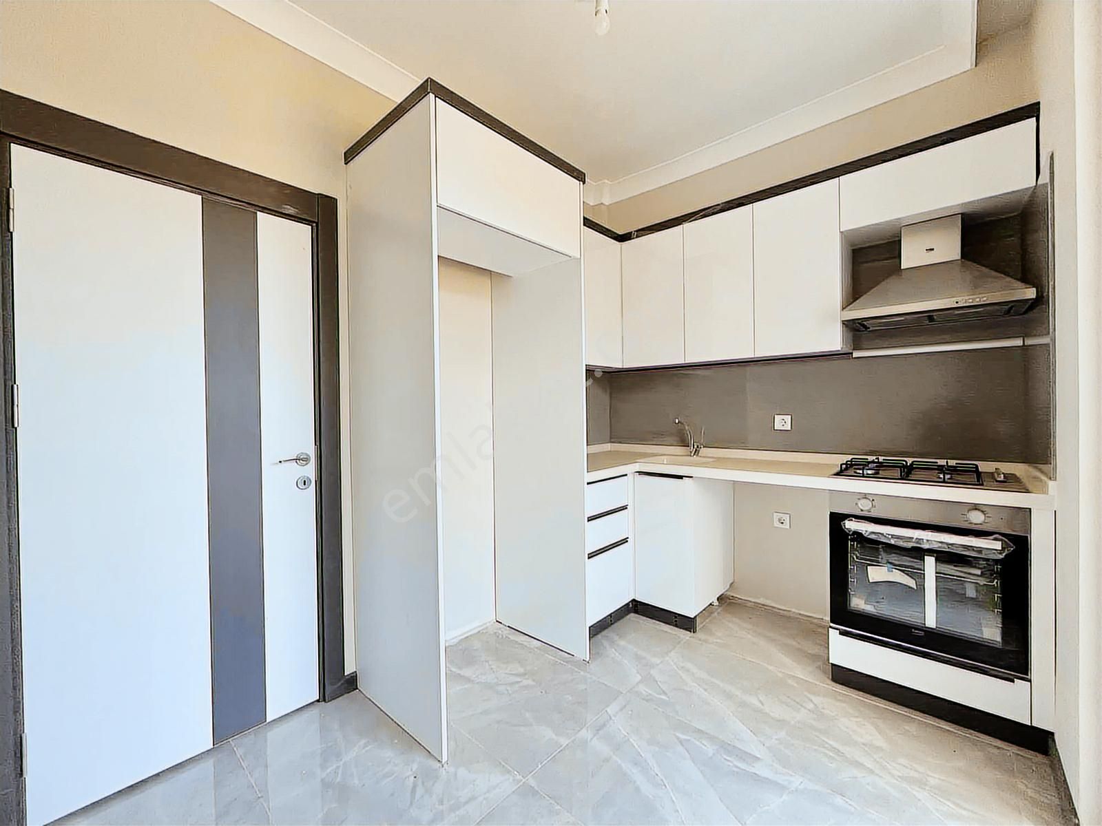 Gürsoy'dan Küçükkuyuda Yatay Mimari 2+1 Ayrı Mutfak Daire - Görsel 24