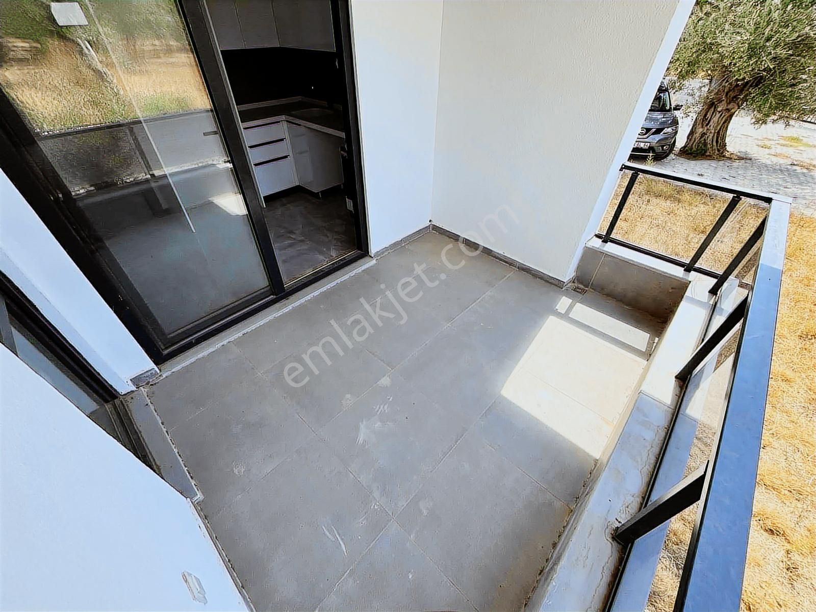 Gürsoy'dan Küçükkuyuda Yatay Mimari 2+1 Ayrı Mutfak Daire - Görsel 18