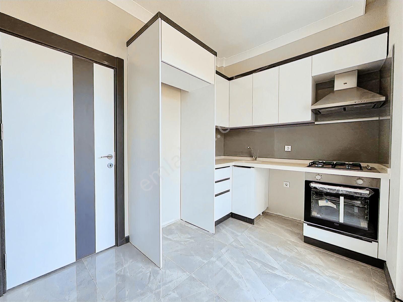 Gürsoy'dan Küçükkuyuda Yatay Mimari 2+1 Ayrı Mutfak Daire - Görsel 21