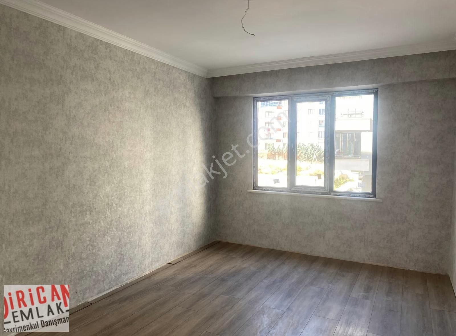 Dirican'dan Konya Fetih Cad. 2025 Yıl Sonu Teslim 3+1 Ara Kat - Görsel 7