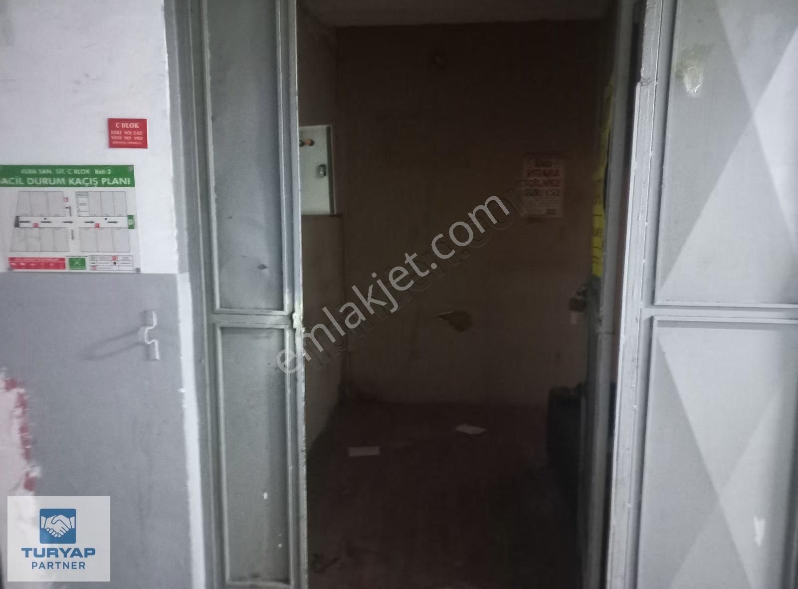 Bayrampaşa Alba Sanayi Sitesinde 3.kat 80 M2 Kiralık Atölye - Görsel 10