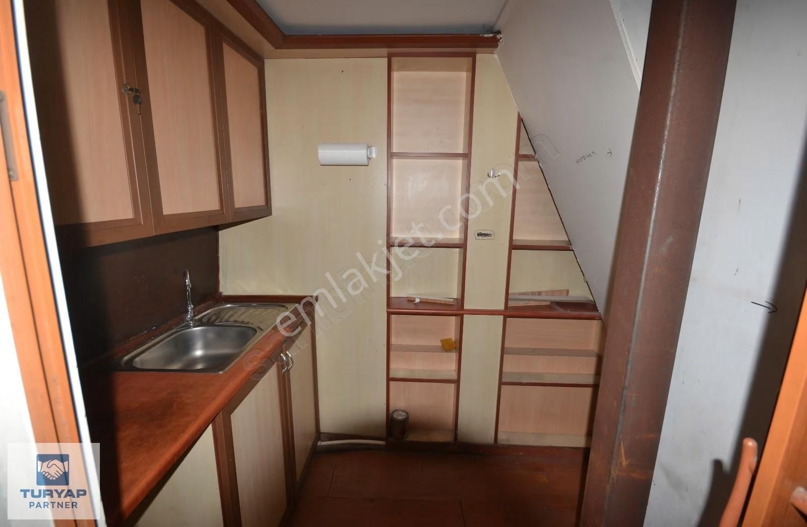 Eyüpsultan Defterdar Mahallesinde Kiralık 120 M2 Dükkan - Görsel 18