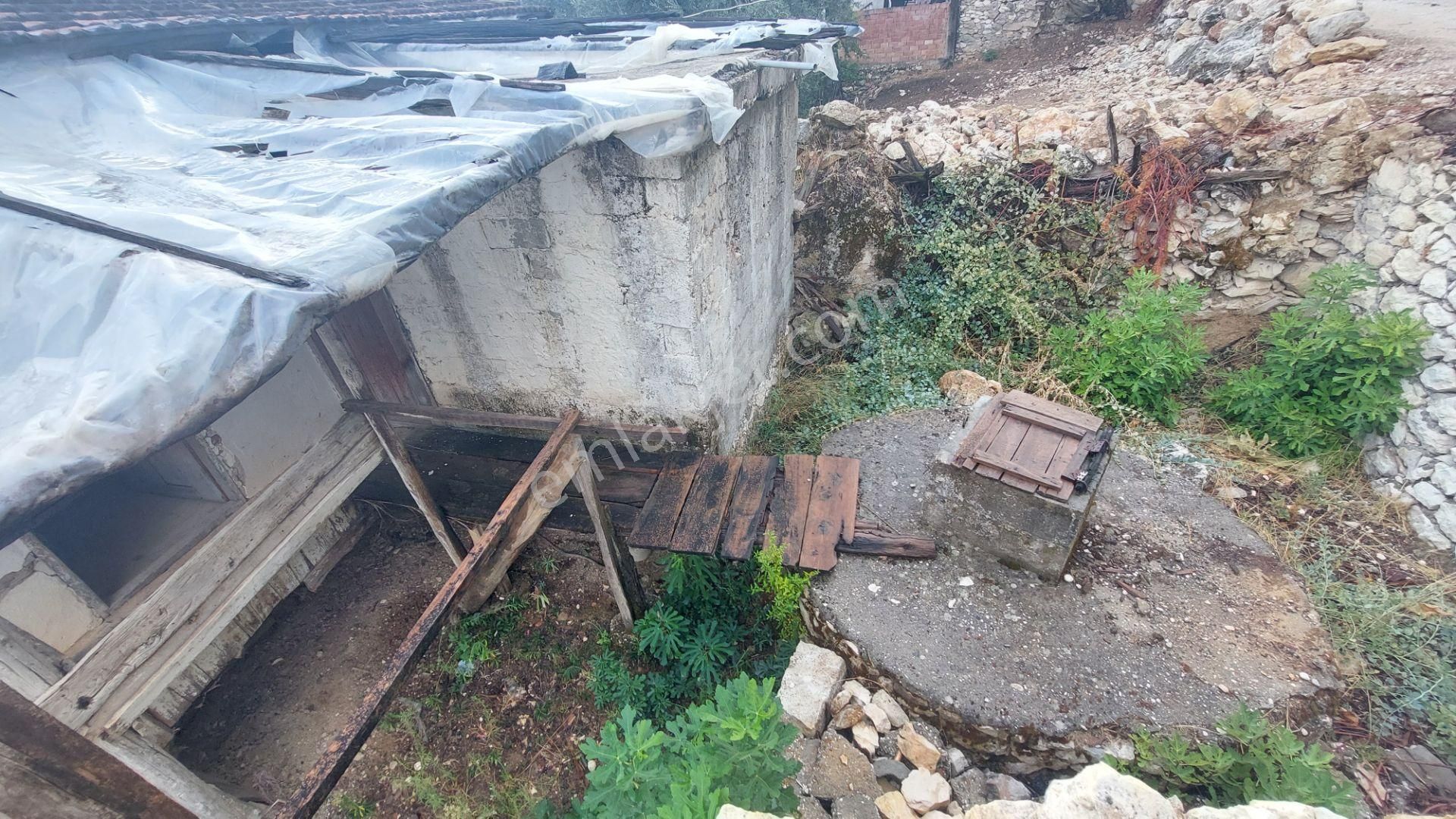 Sahile 30 Dk. Da Yeni Gömbe Yolu Üzeri İki Ev İmarlı Abonelikli - Görsel 18
