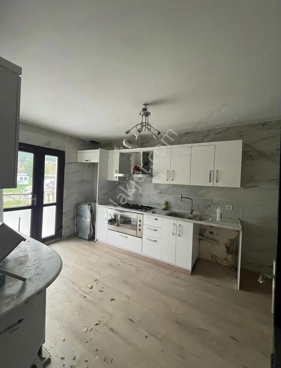 Rass Yapı'dan Kemalpaşa Çiniliköy'de 3+1 Kiralık Villa - Görsel 17