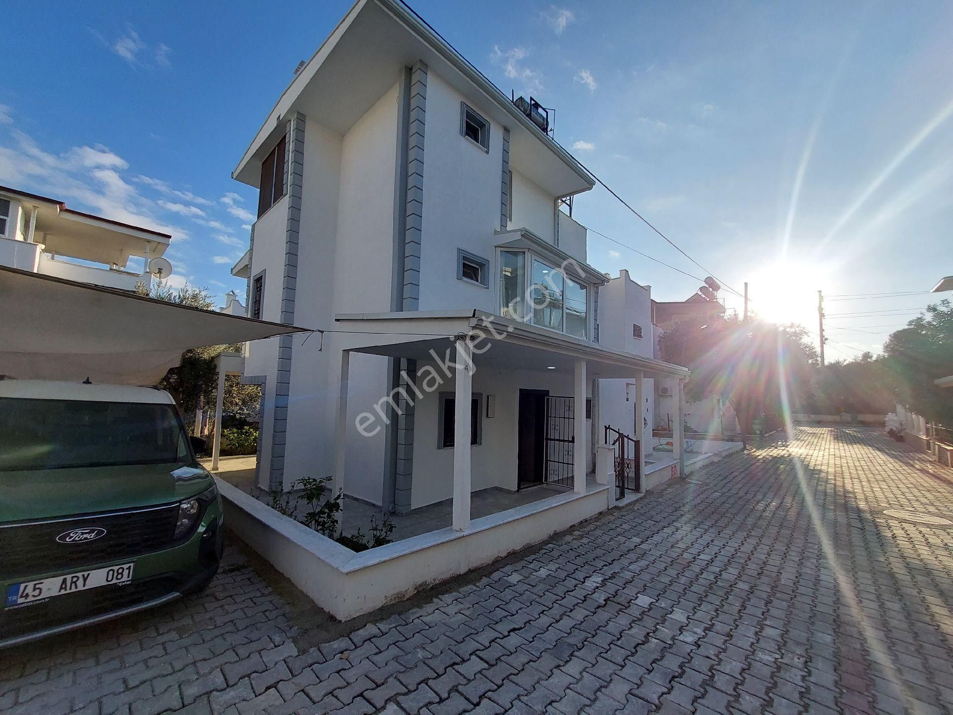 Fiyat Düştü!3+1triblex Villa, Denize 800m,otoparklı. Akbük Didim Anayolu Üzerinde - Görsel 8