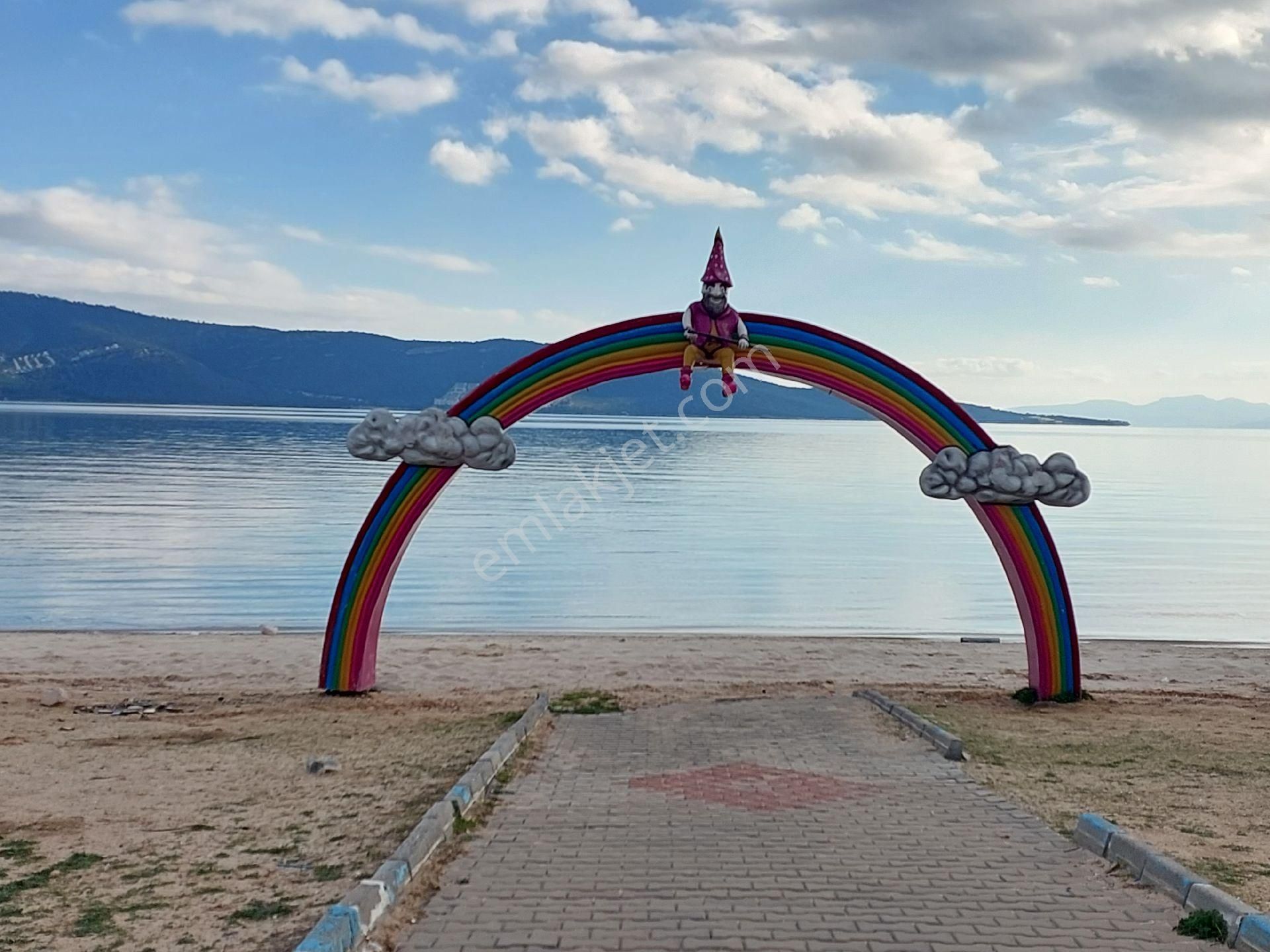 Fiyat Düştü!3+1triblex Villa, Denize 800m,otoparklı. Akbük Didim Anayolu Üzerinde