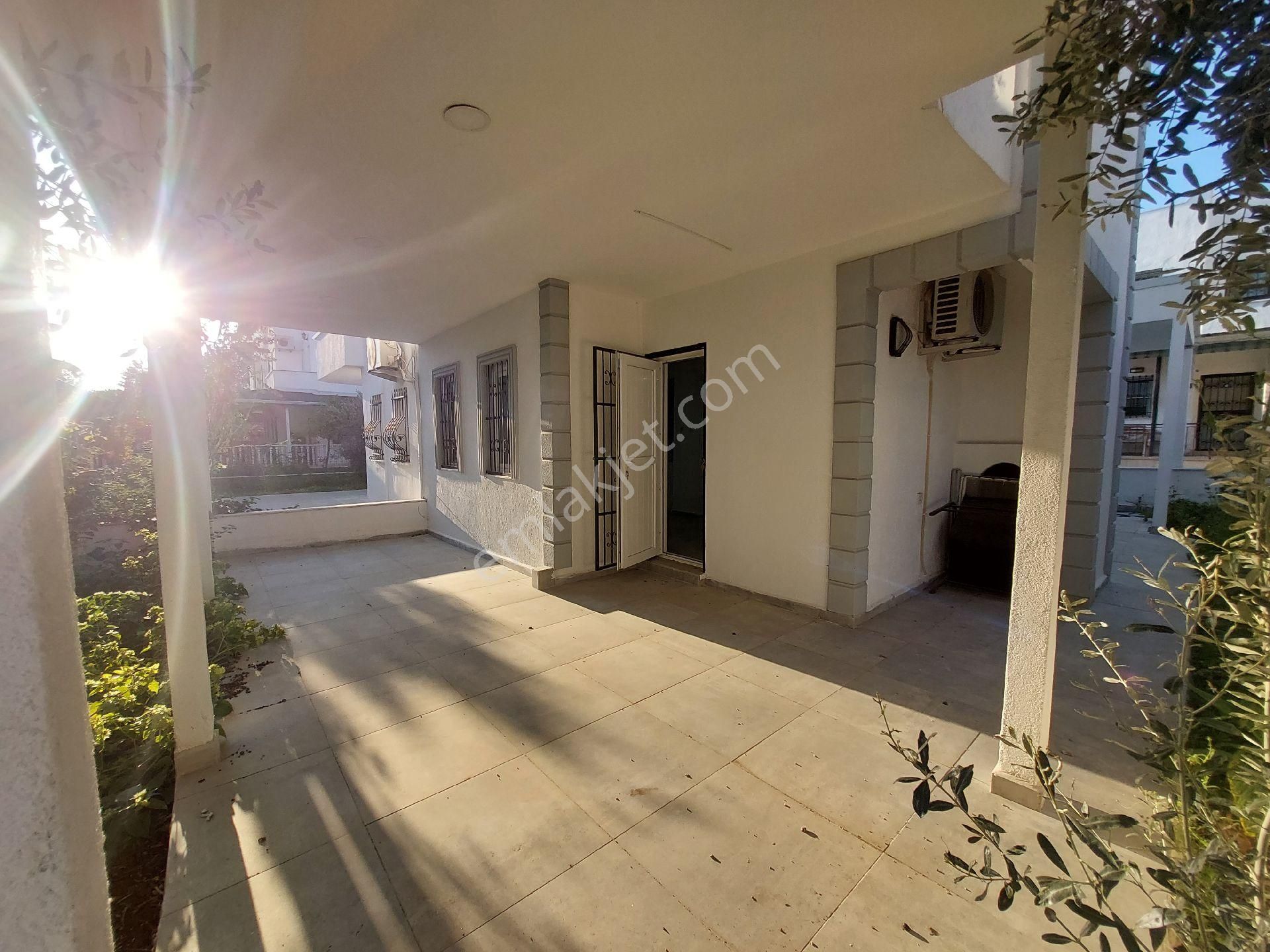 Fiyat Düştü!3+1triblex Villa, Denize 800m,otoparklı. Akbük Didim Anayolu Üzerinde - Görsel 15