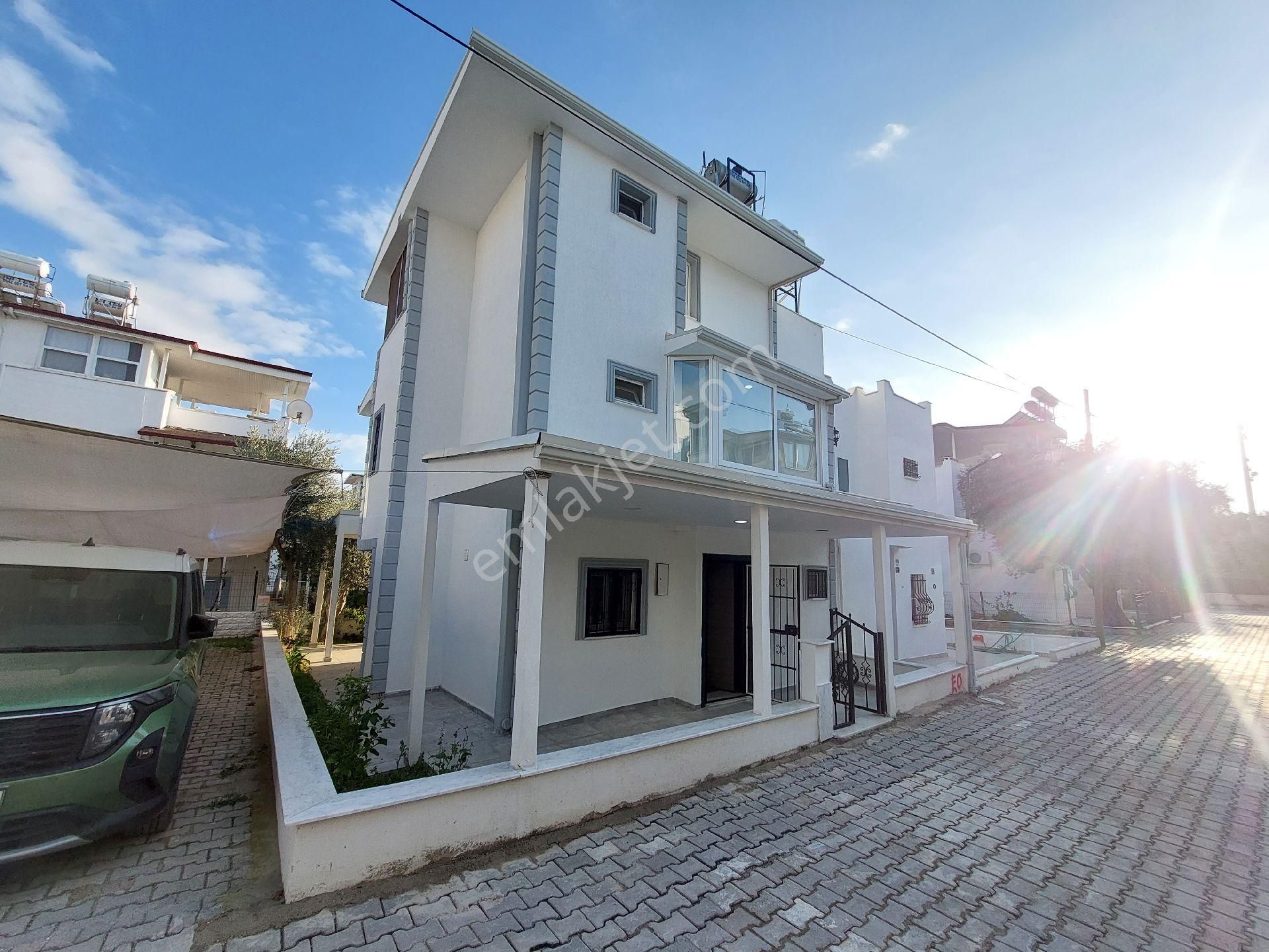 Fiyat Düştü!3+1triblex Villa, Denize 800m,otoparklı. Akbük Didim Anayolu Üzerinde - Görsel 4