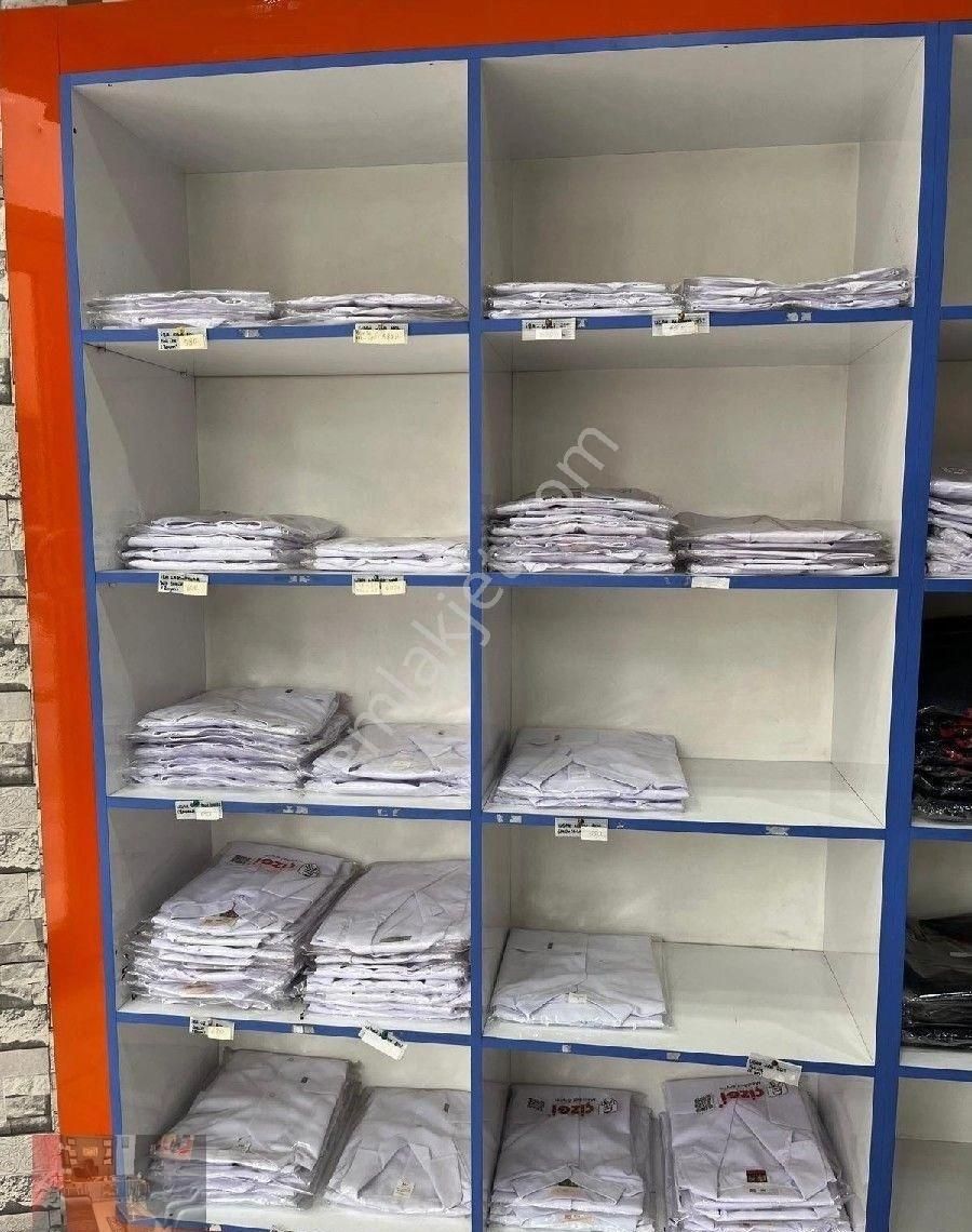 Karamanoğlu Emlak'tan Devren Kiralık Tıbbi Giyim Mağazası - Görsel 12
