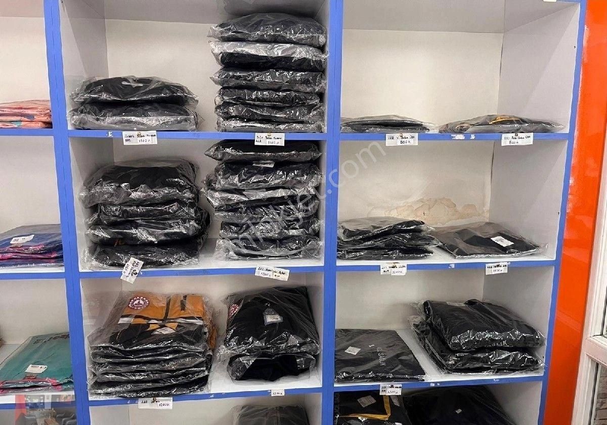 Karamanoğlu Emlak'tan Devren Kiralık Tıbbi Giyim Mağazası - Görsel 8