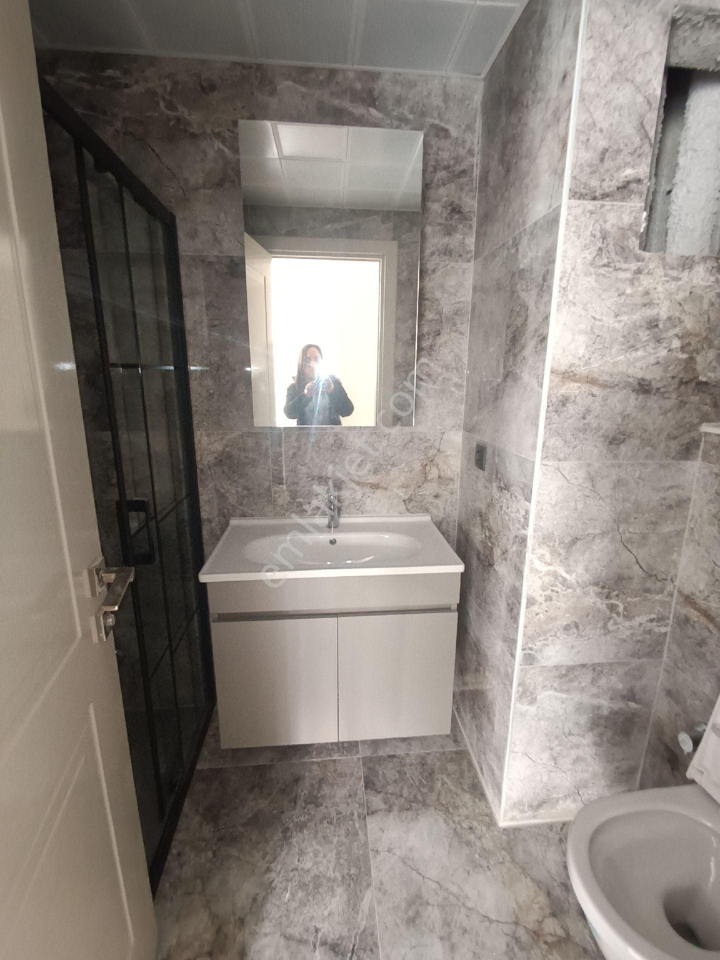 Kuşadası Merkezde Satılık Arakat 3+1 Daire - Görsel 23