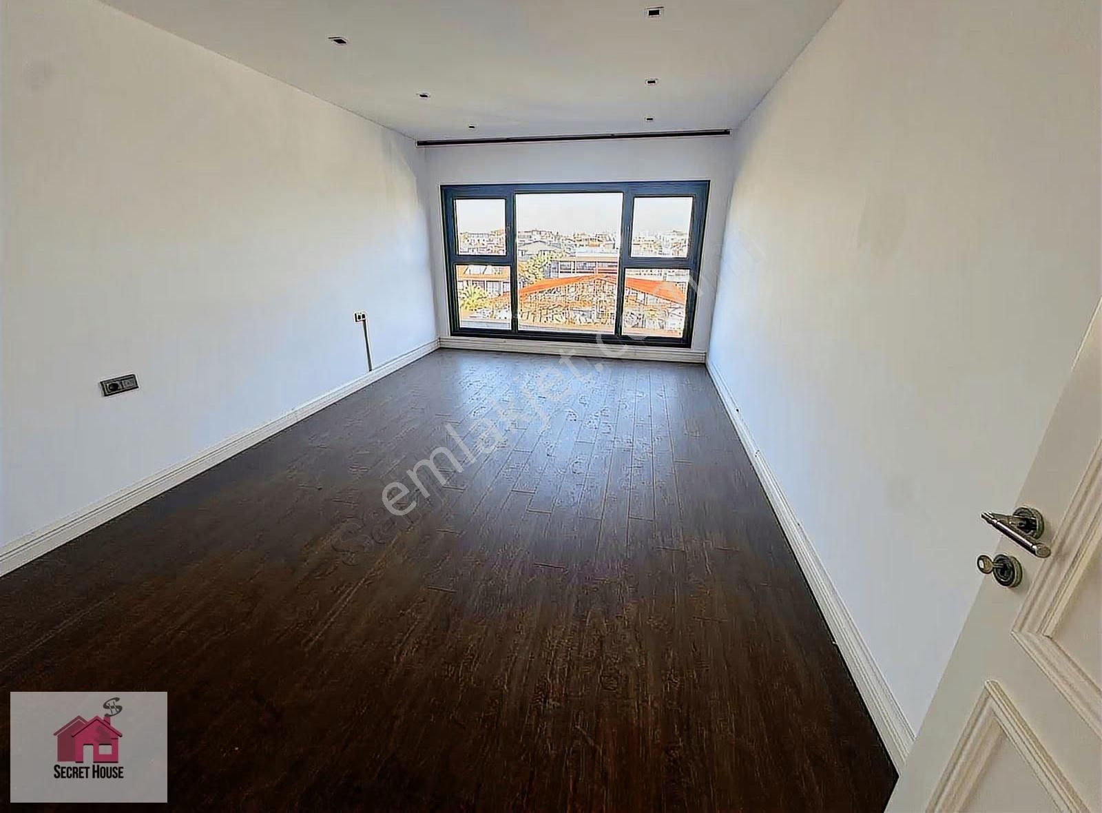 Secret House'dan 500m2 Emsalsiz 5+2 Denız Manzaralı Dublex - Görsel 13