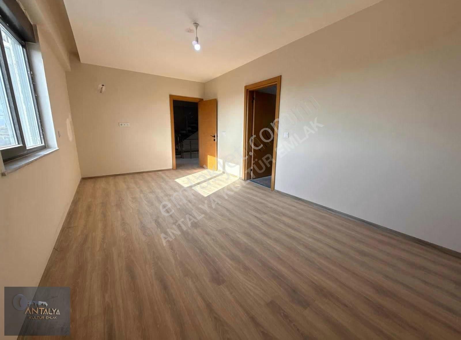 Döşemealtı Tüvtürk Arkası 7+1 Müstakil Havuzlu Villamız - Görsel 18