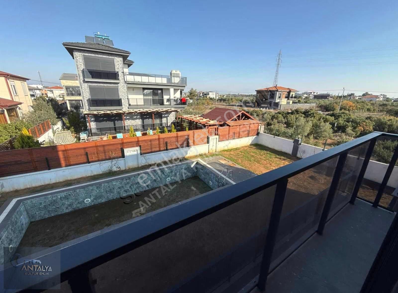 Döşemealtı Tüvtürk Arkası 7+1 Müstakil Havuzlu Villamız - Görsel 28