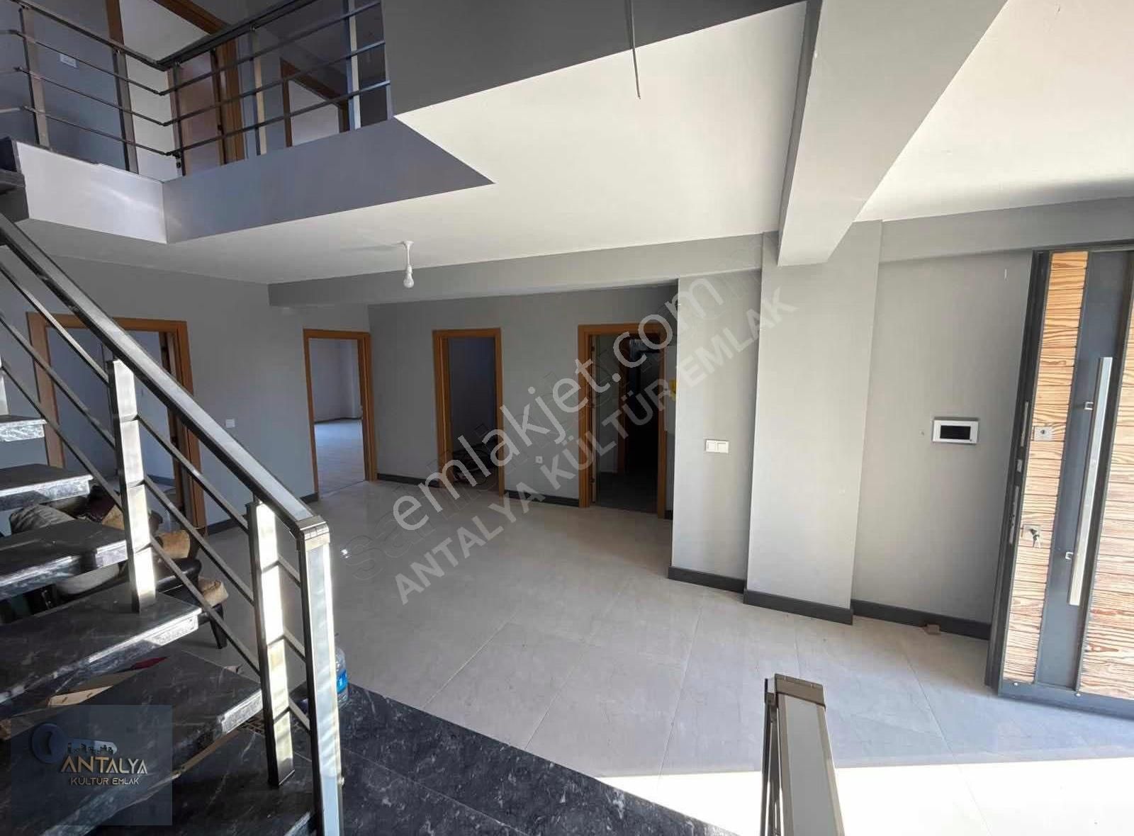 Döşemealtı Tüvtürk Arkası 7+1 Müstakil Havuzlu Villamız - Görsel 7