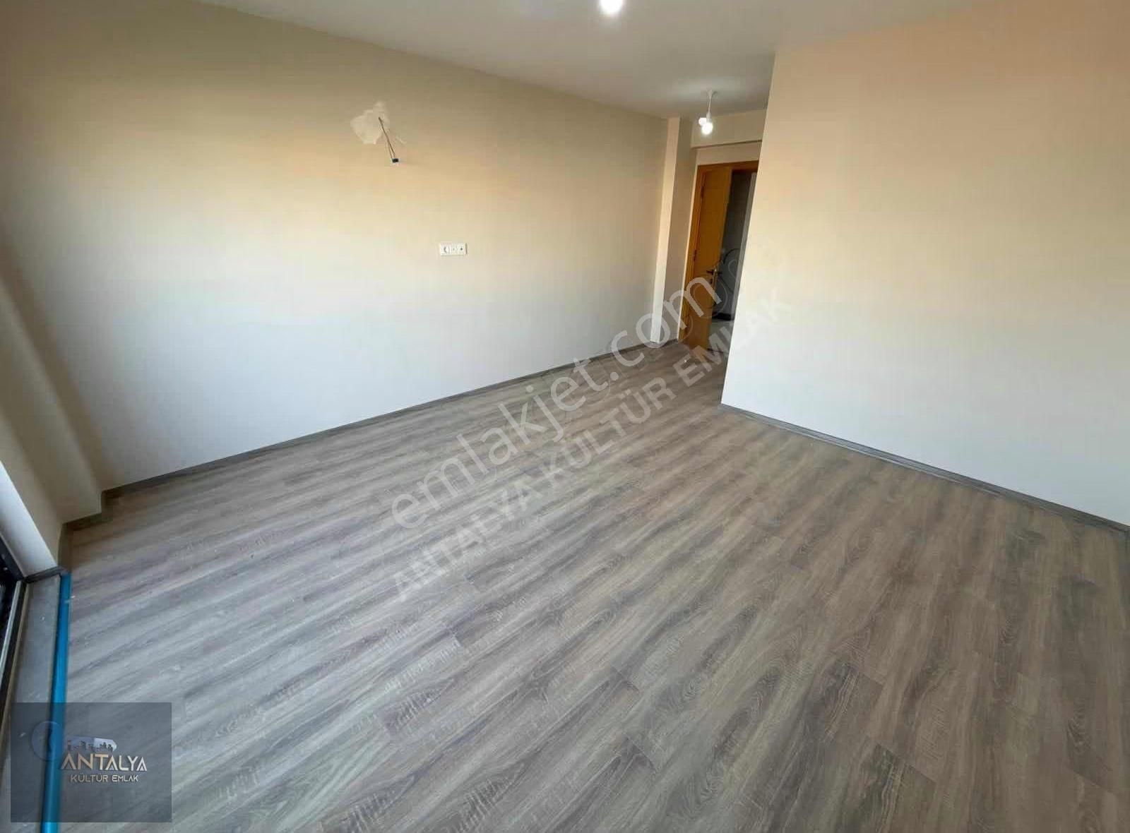 Döşemealtı Tüvtürk Arkası 7+1 Müstakil Havuzlu Villamız - Görsel 14