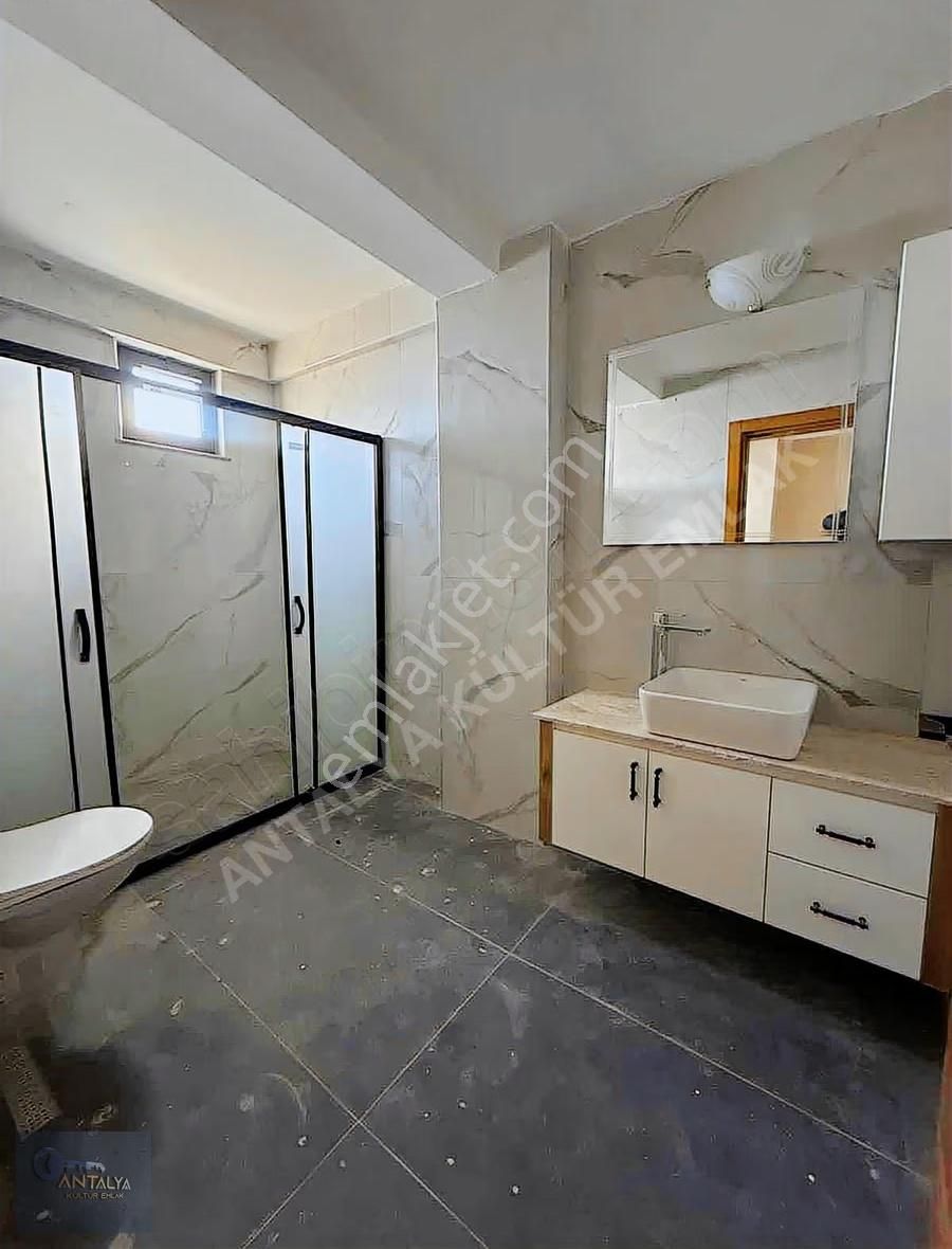 Döşemealtı Tüvtürk Arkası 7+1 Müstakil Havuzlu Villamız - Görsel 5