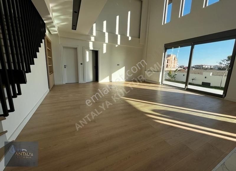 Döşemealtı Şehir Hastahanesi Yakını 4+1 Ultra Lüx Kiralık Villa. - Görsel 19