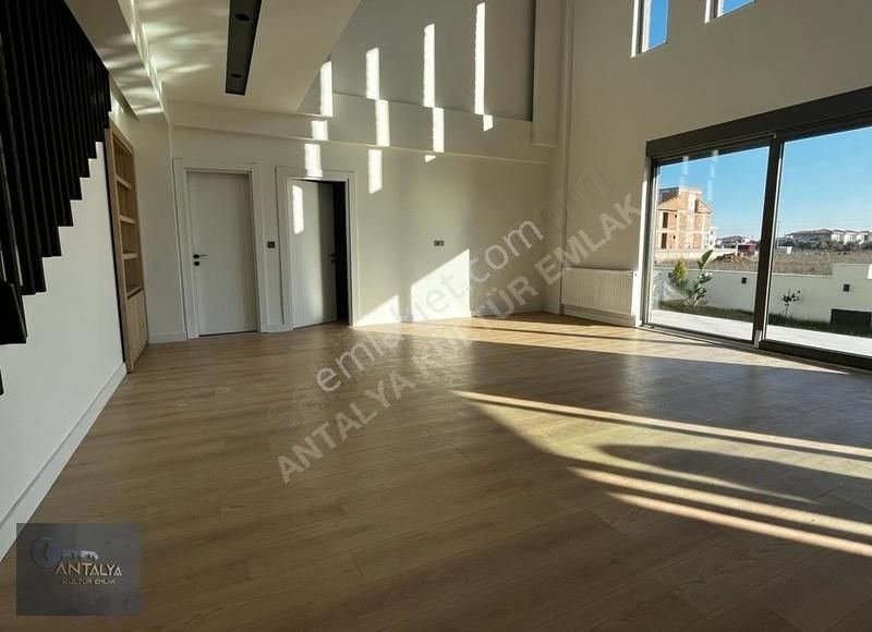 Döşemealtı Şehir Hastahanesi Yakını 4+1 Ultra Lüx Kiralık Villa. - Görsel 12