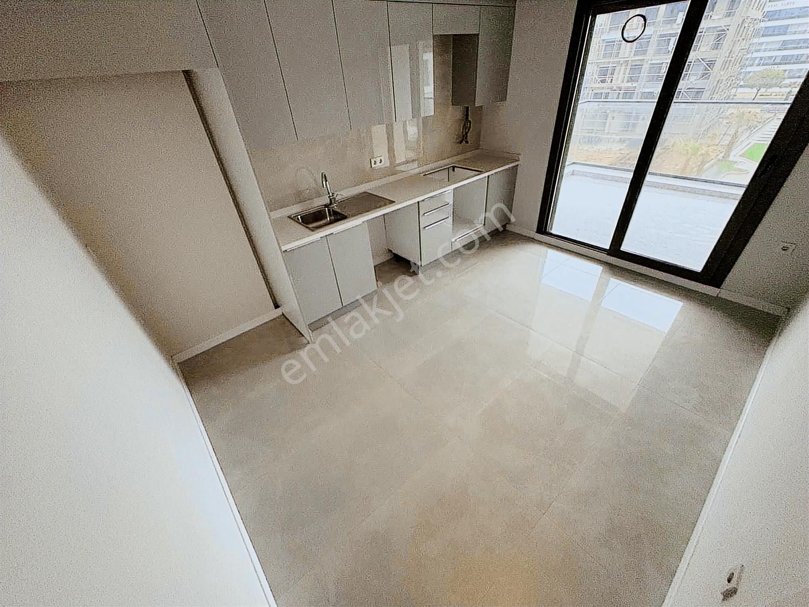 Gürsoy'dan Örende Havuzlu Kapalı Otoparklı Lüks 3+1 Daire - Görsel 35