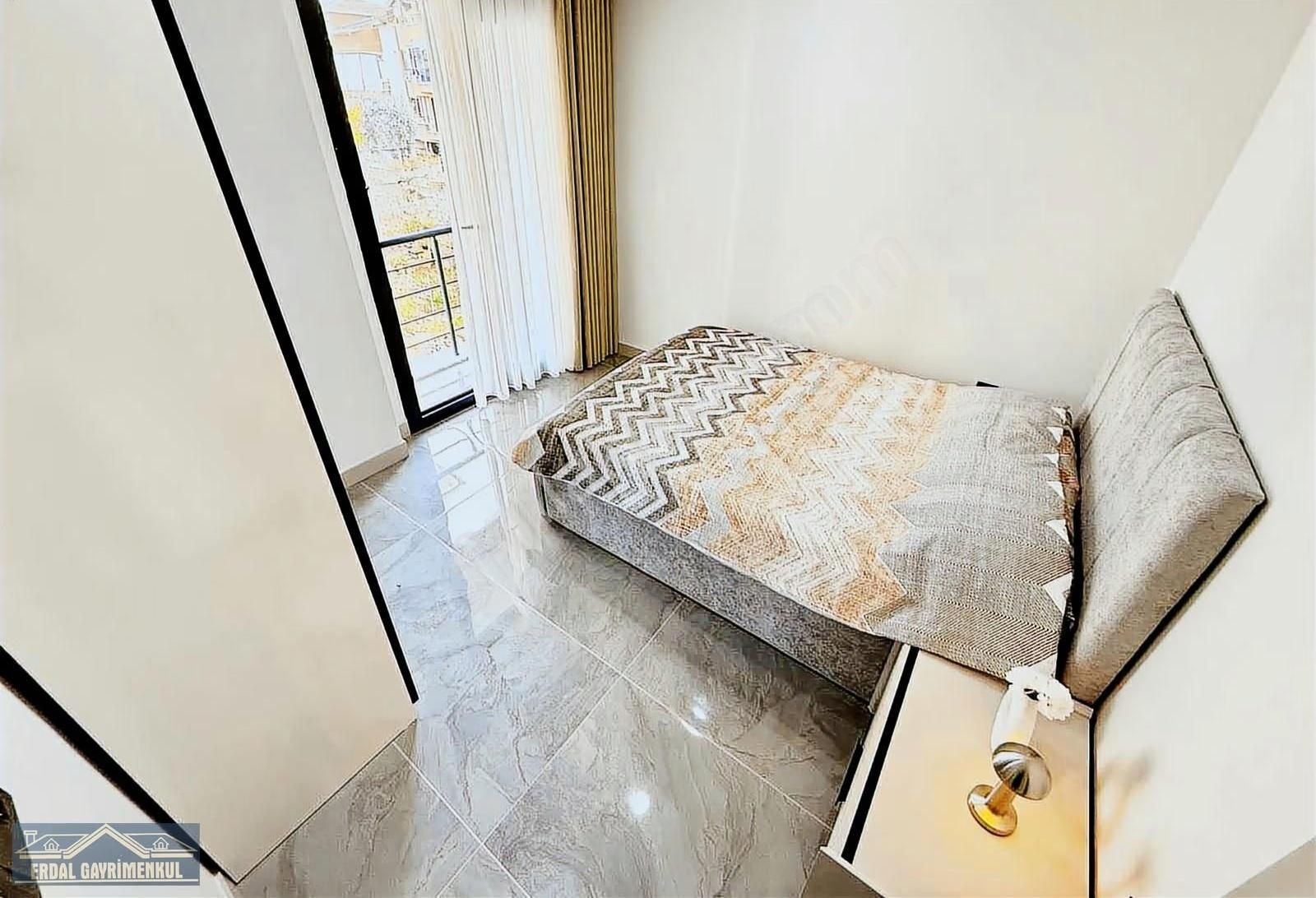 Tank Meydanı Yakını Ultralüx Eşyalı Apartlar - Görsel 5